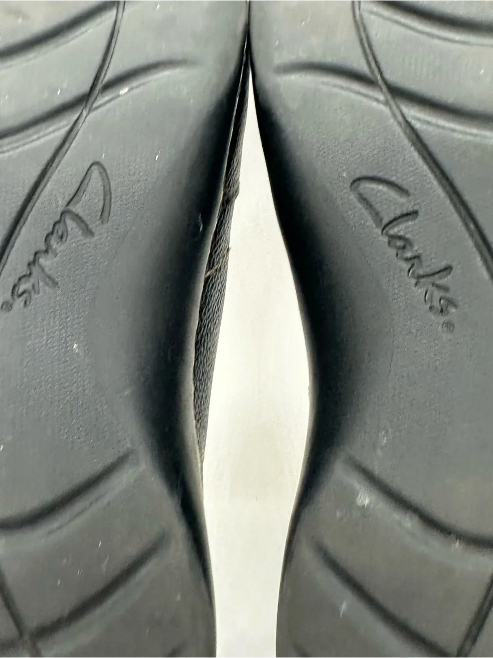 Clarks Black Leather Comfort Slip On Shoes 9.5